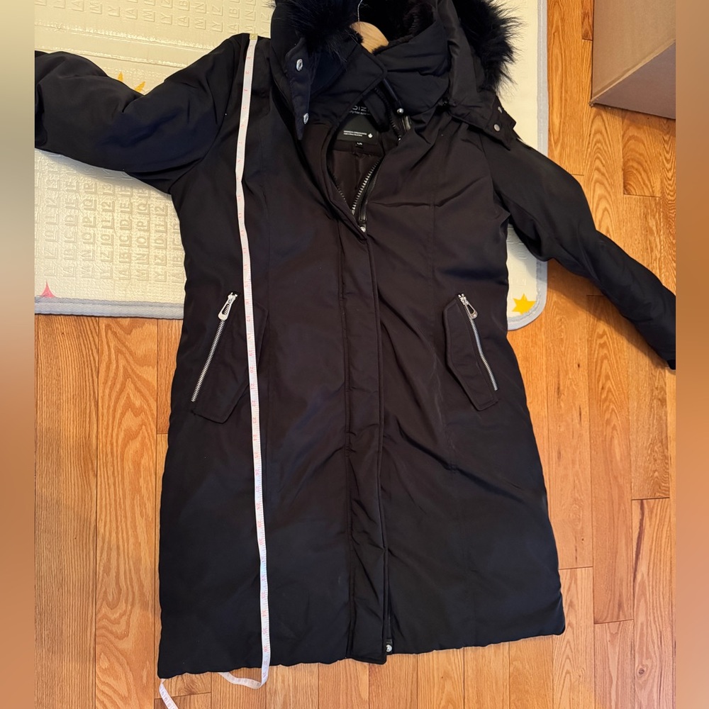 Noize Women's Black Puffer Coat - Picture 9 of 10